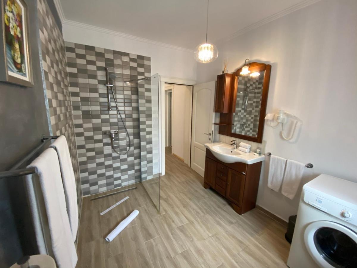 Sarada Boutique Luxury Apartment Deva Luaran gambar