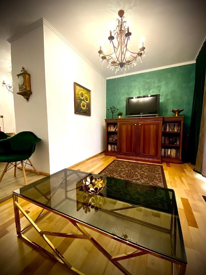 Sarada Boutique Luxury Apartment Deva Luaran gambar