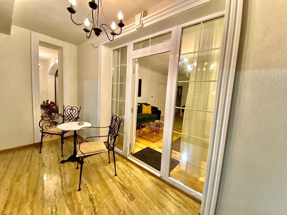 Sarada Boutique Luxury Apartment Deva Luaran gambar