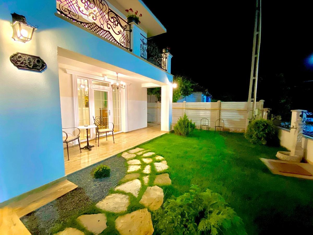 Sarada Boutique Luxury Apartment Deva Luaran gambar