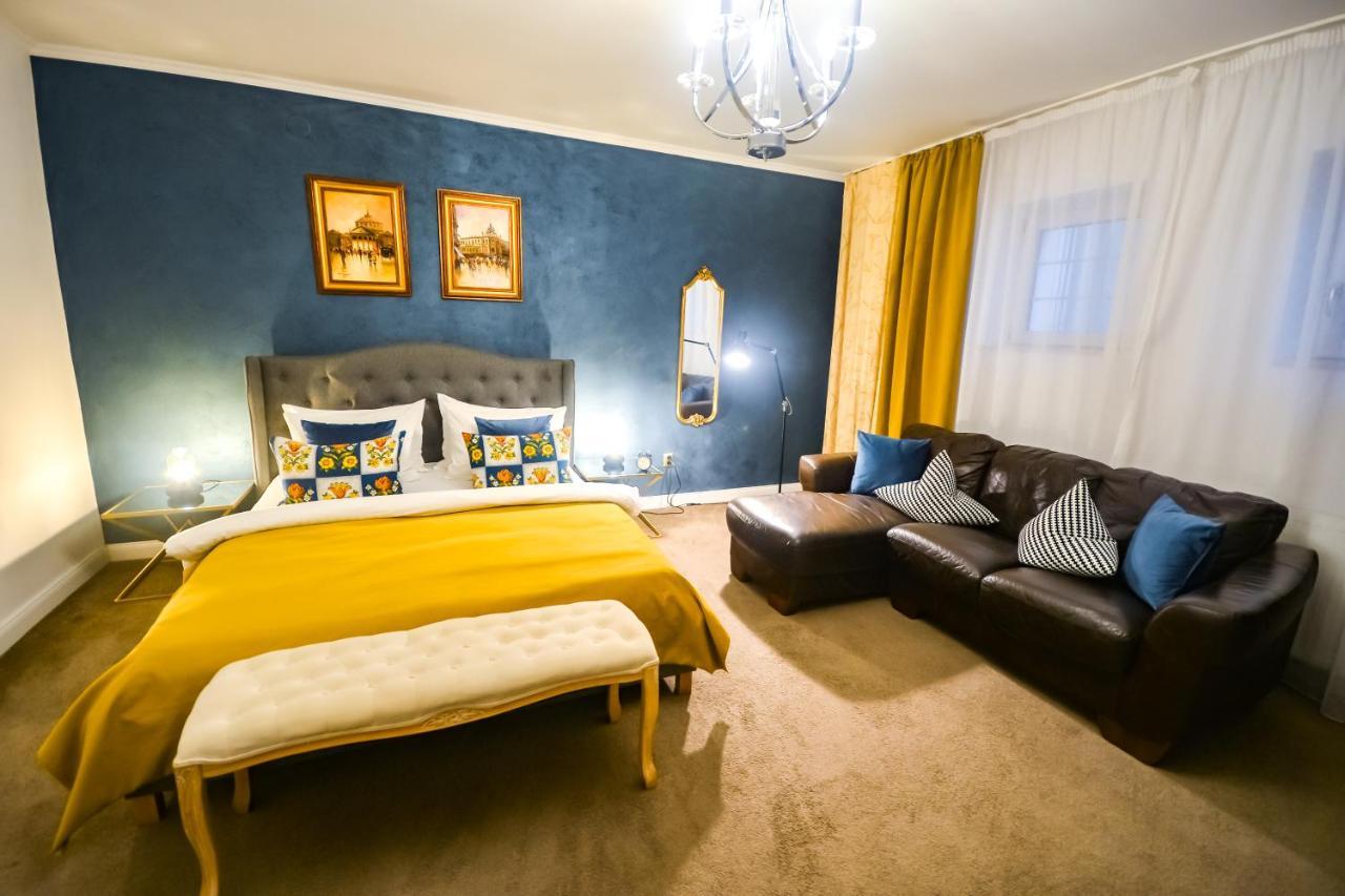 Sarada Boutique Luxury Apartment Deva Luaran gambar